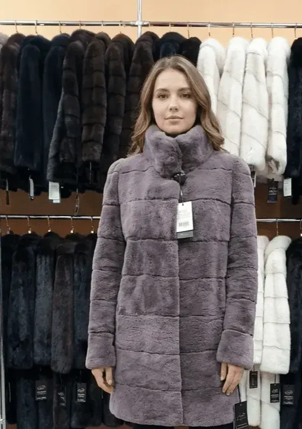 Шубы из натурального меха Бобрик (кролик рекс)