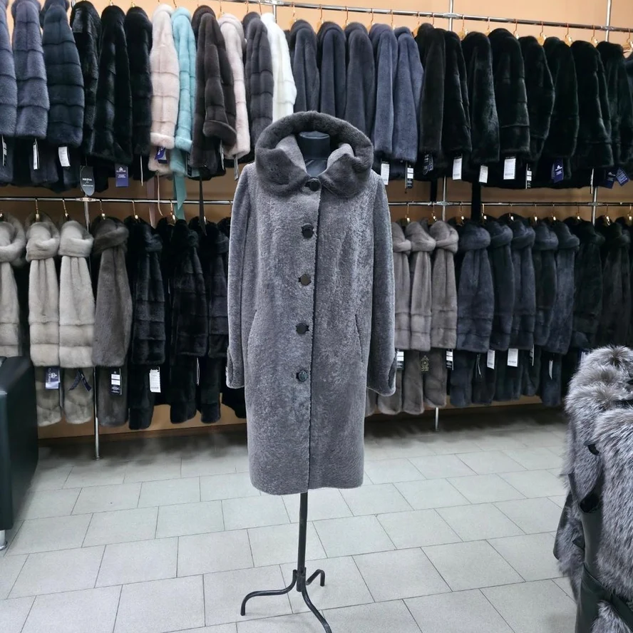 Шуба из астрагана, модель Френч